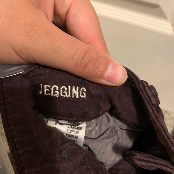 3/$30 Skinny Purple AEO jeggings - Picture 4 of 7